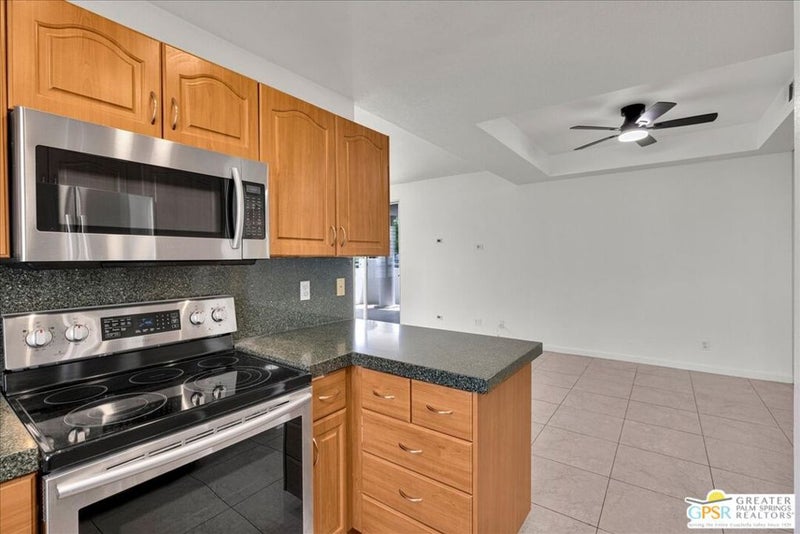 401 S El Cielo Road 41