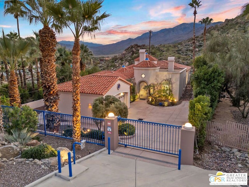 18 Cahuilla Hills Drive