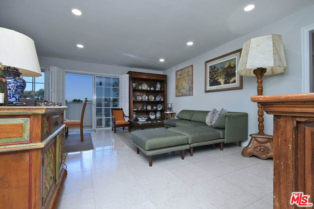 4140 Warner Boulevard 302