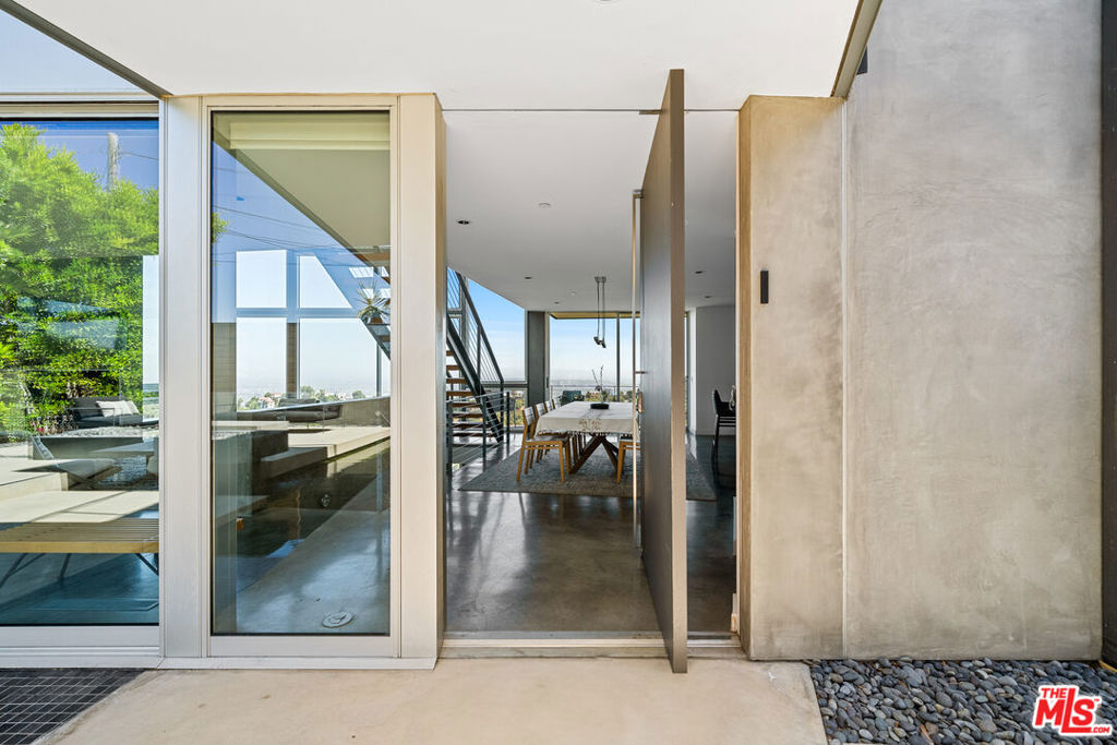 Properties 1 8300 Rugby Place