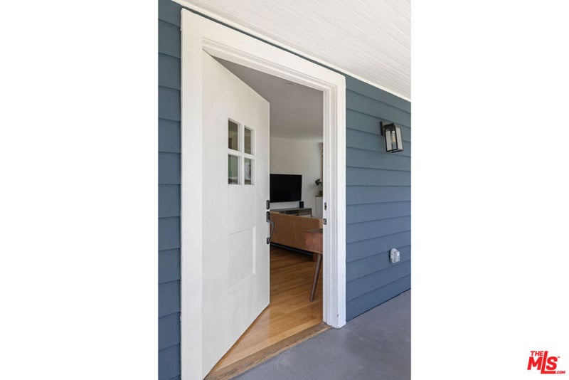 137 E Avenue 43