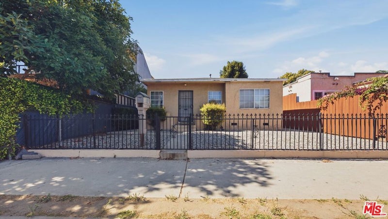 563 Brooks Avenue