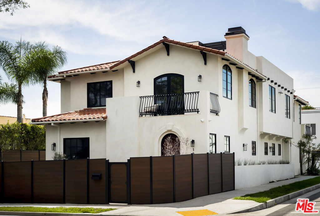 1201 N Vista Street 1201-1203