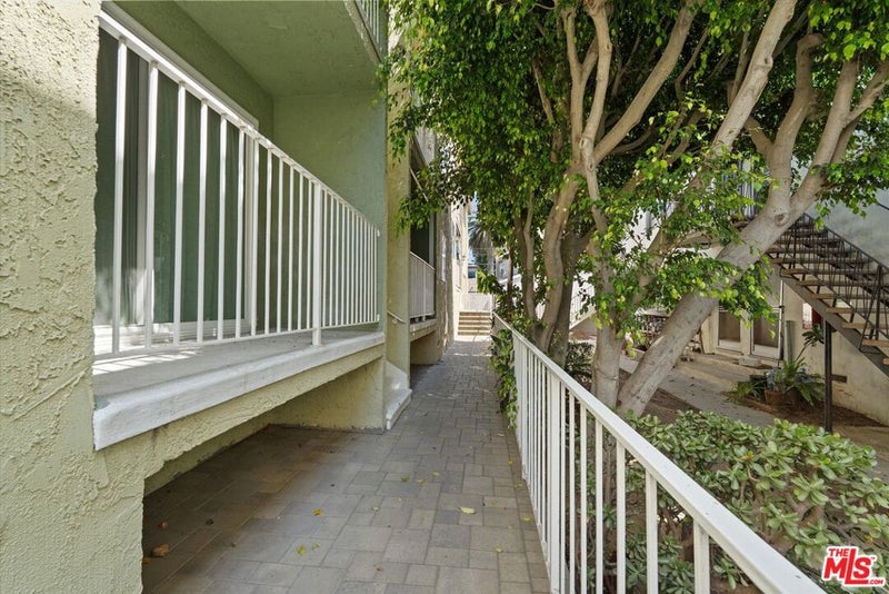 428 Hill Street 16