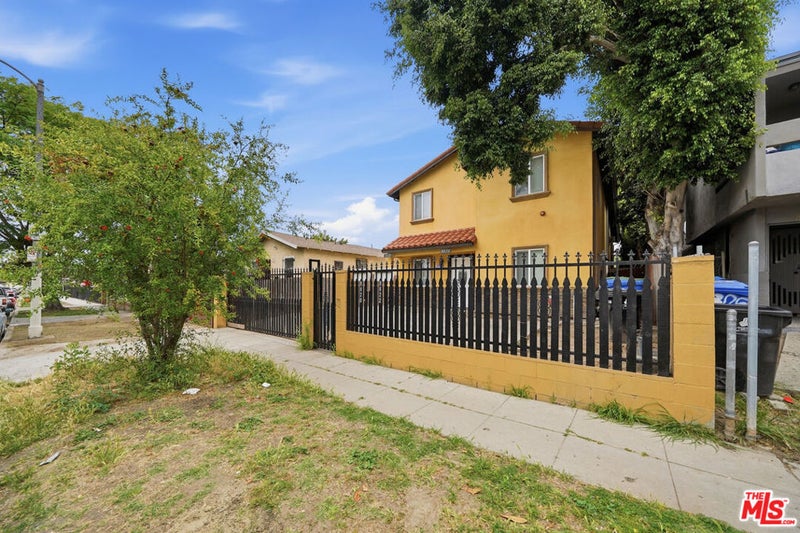8822 Orchard Avenue