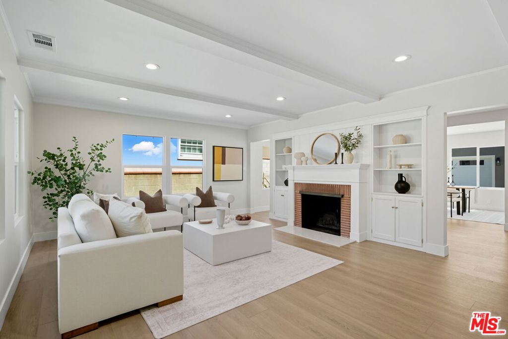 418 Delaware Road