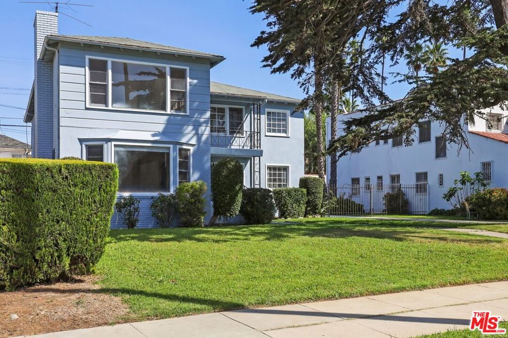 4409 Victoria Park Drive