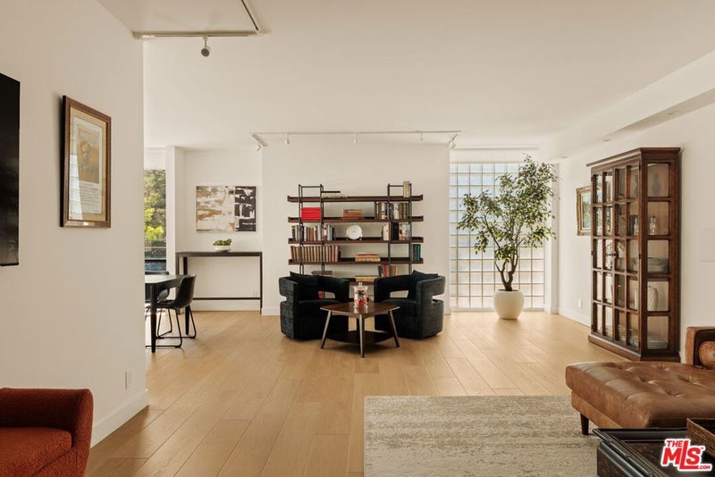 211 S Spalding Drive 107S