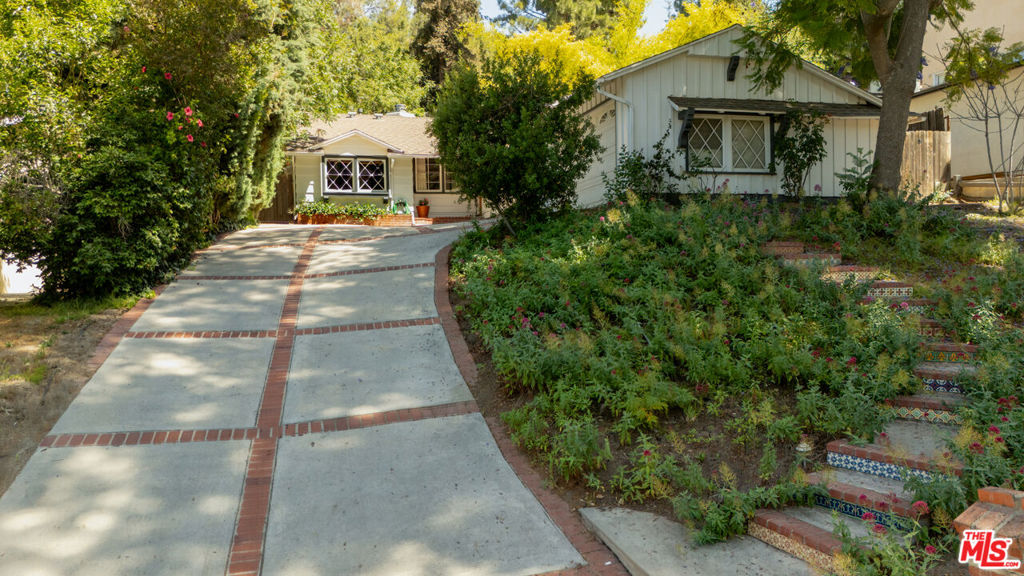 22370 Macfarlane Drive
