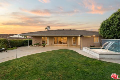 5124 S Corning Avenue Los Angeles CA 90056