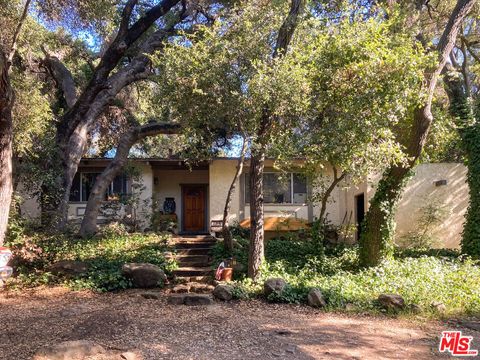 25614 Timpangos Drive Calabasas CA 91302