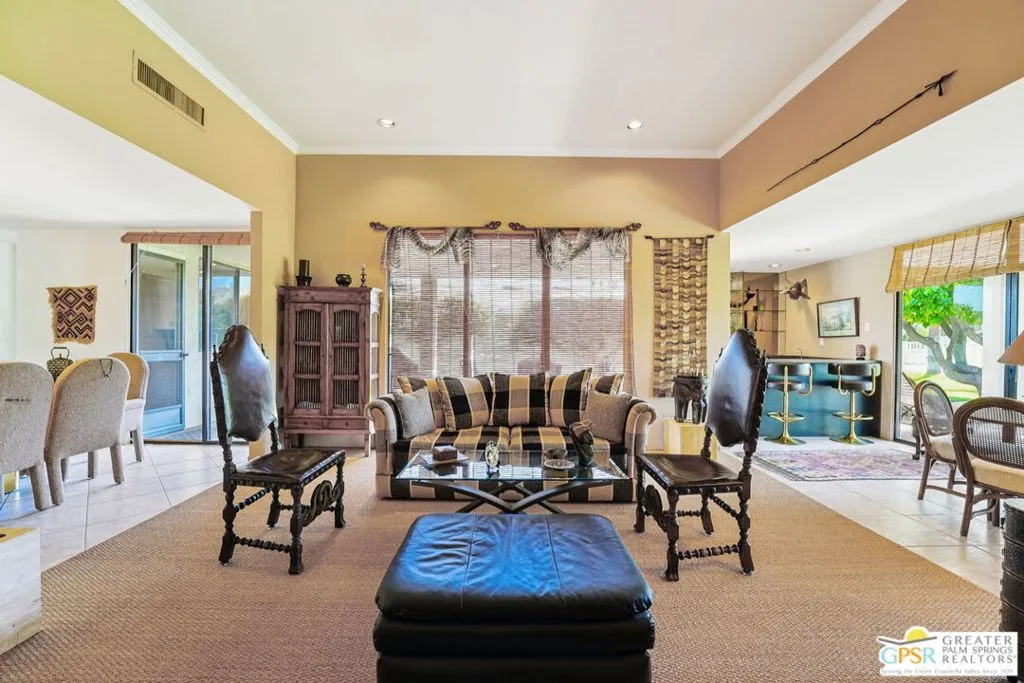 Palm Springs, California 92264, United States, 2 Bedrooms Bedrooms, ,3 BathroomsBathrooms,Residential,Active,189023