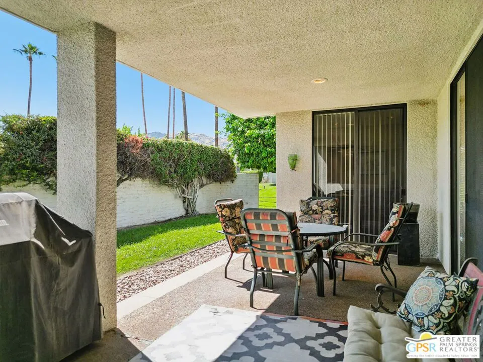 Palm Springs, California 92264, United States, 2 Bedrooms Bedrooms, ,3 BathroomsBathrooms,Residential,Active,189023