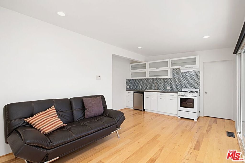 32628 Pacific Coast Highway GH