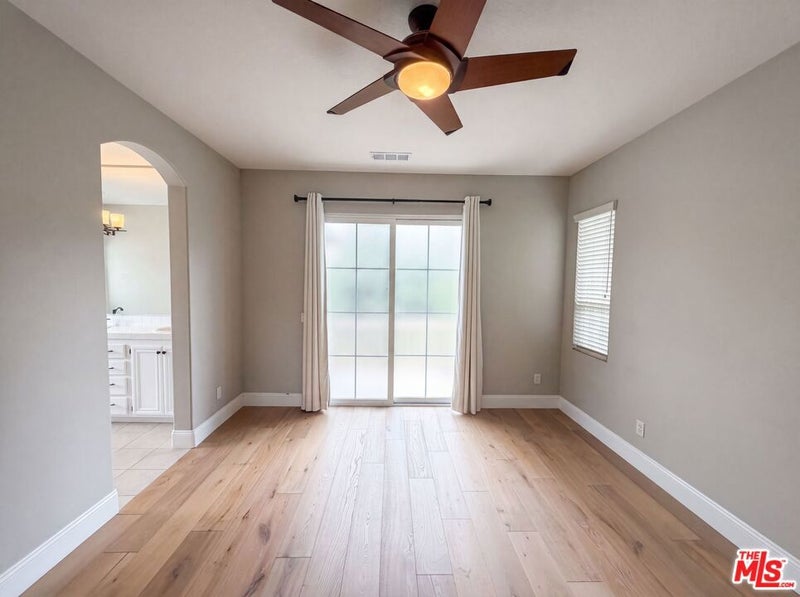 48 Laurelhurst Drive