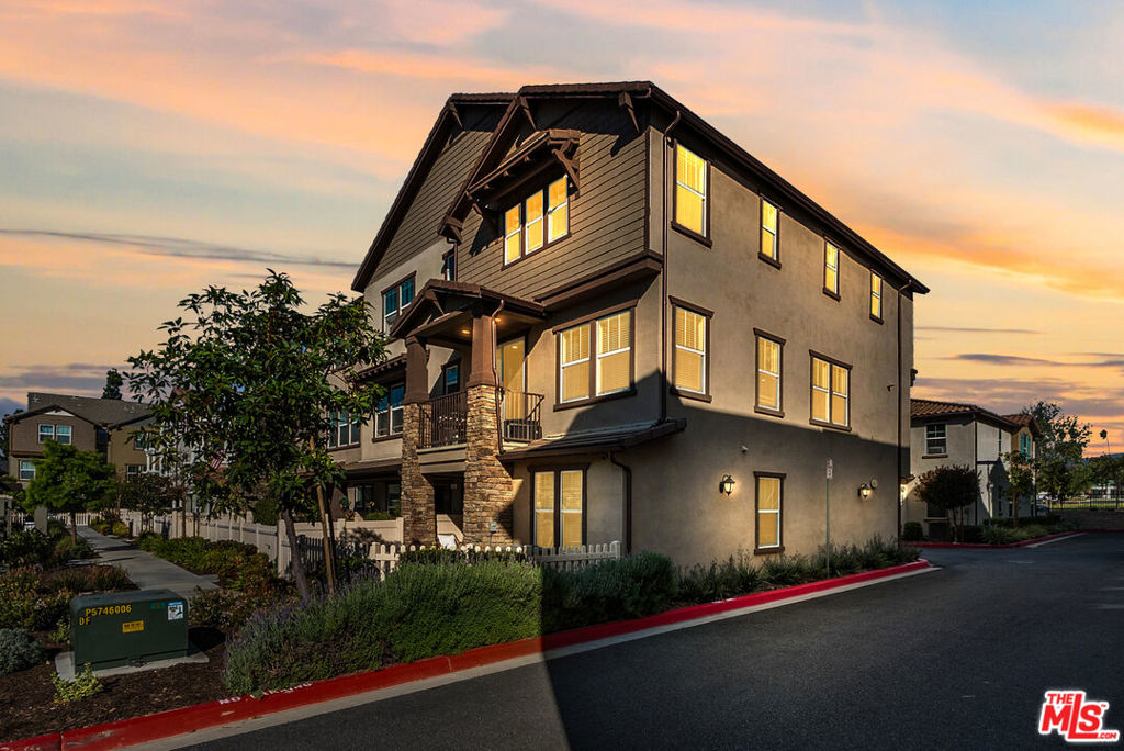 553 Grapefruit Lane