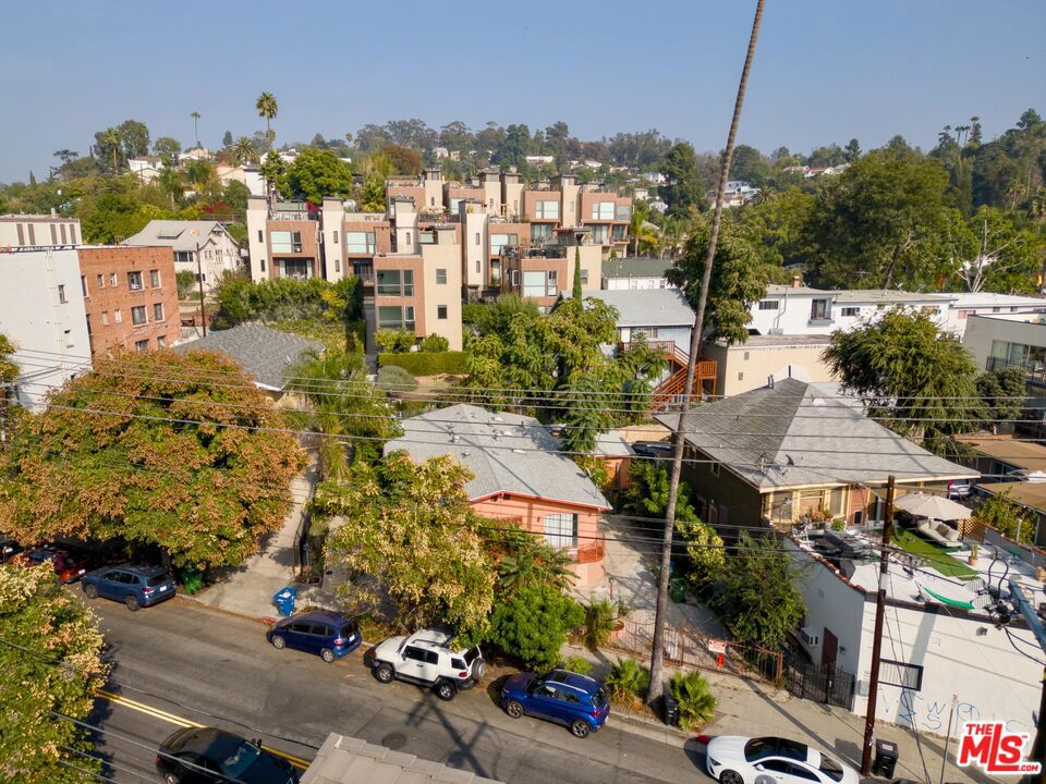 1632 Echo Park Avenue