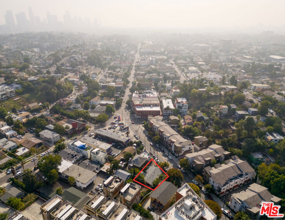 1632 Echo Park Avenue