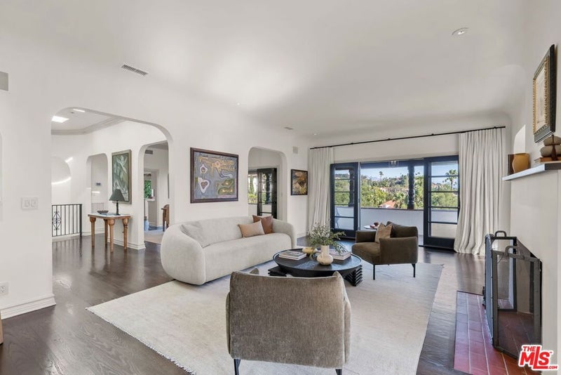 4778 Bonvue Avenue