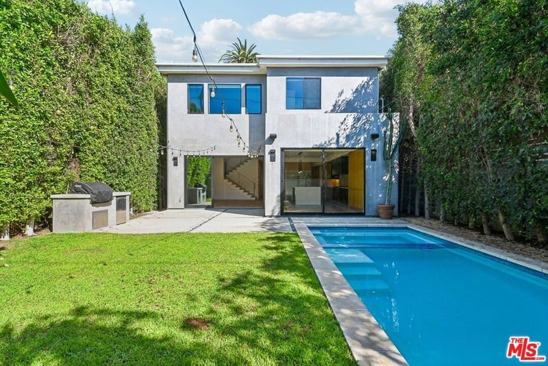 1037 Palms Boulevard