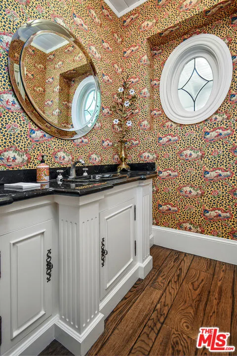 Encino, California 91436, United States, 5 Bedrooms Bedrooms, ,4 BathroomsBathrooms,Residential,Active,152458