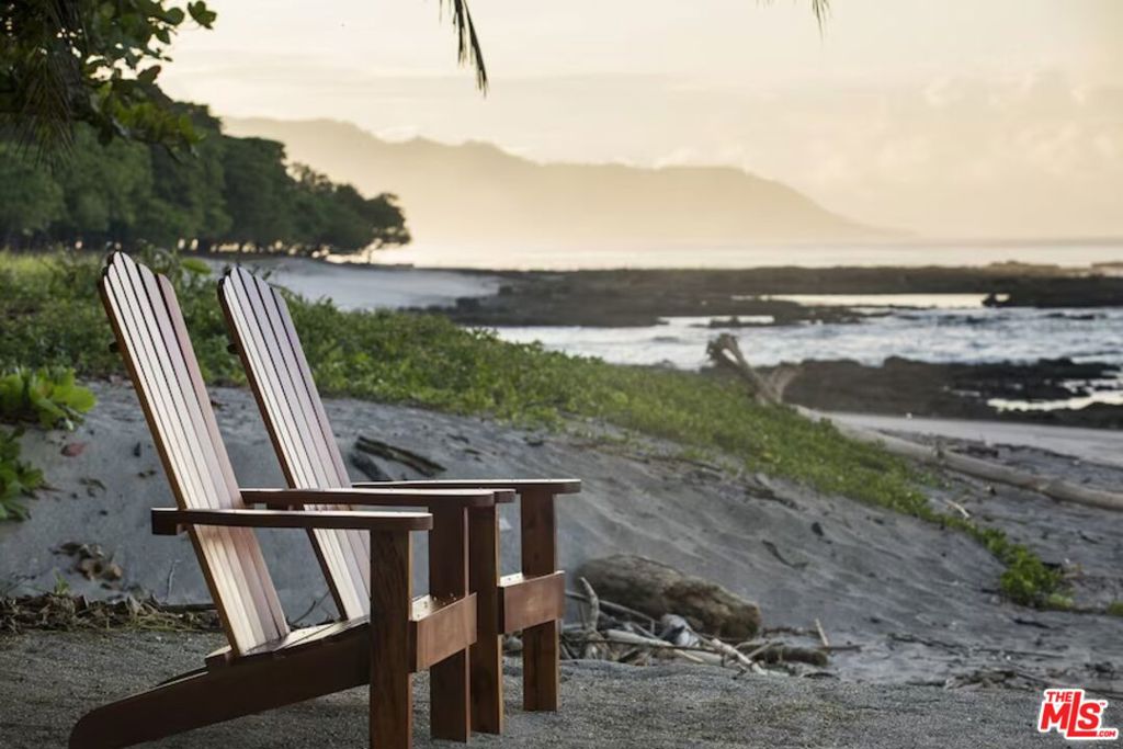 1 Santa Teresa Beach North, Costa Rica