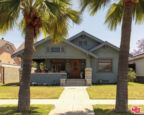 Photo of 1758 W 41st Drive, Los Angeles, CA 90062 (MLS # 26833139)