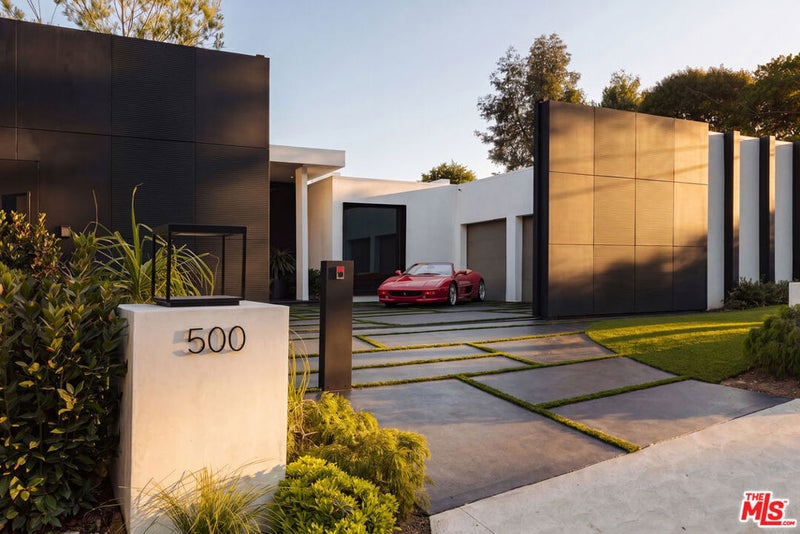 500 Chalette Drive