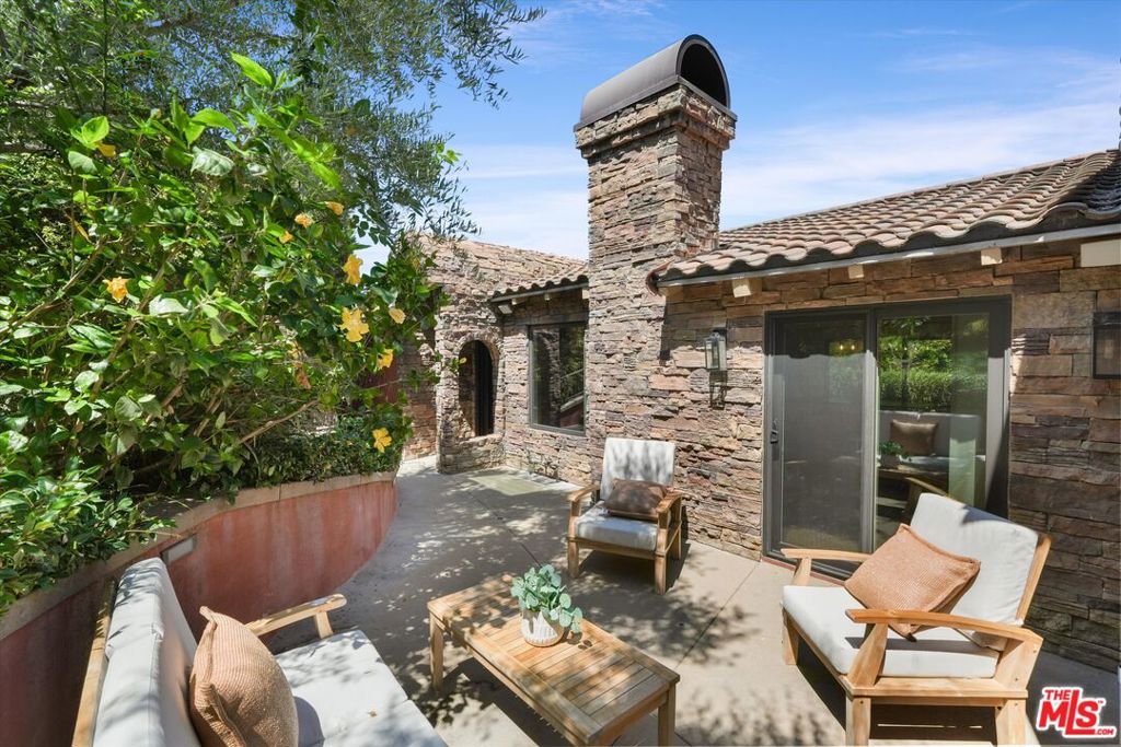 3310 Bennett Drive