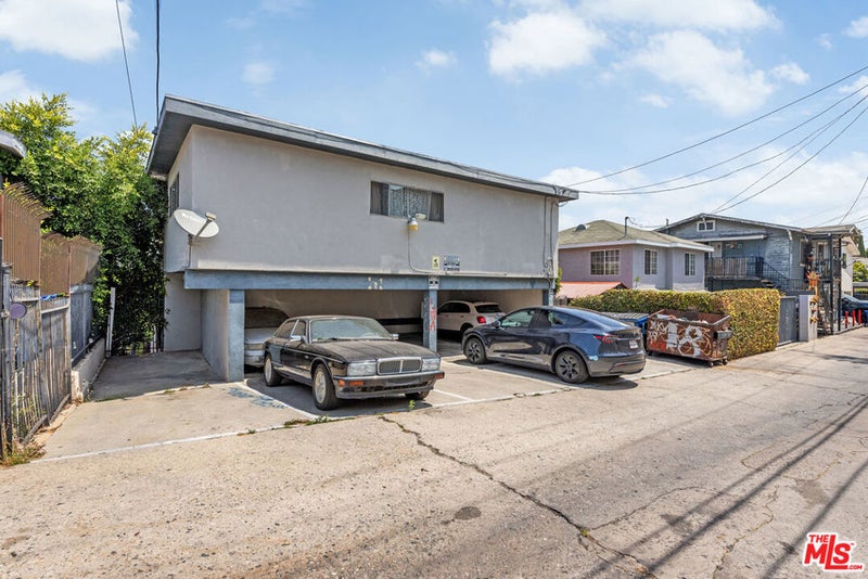 4822 Mascot Street