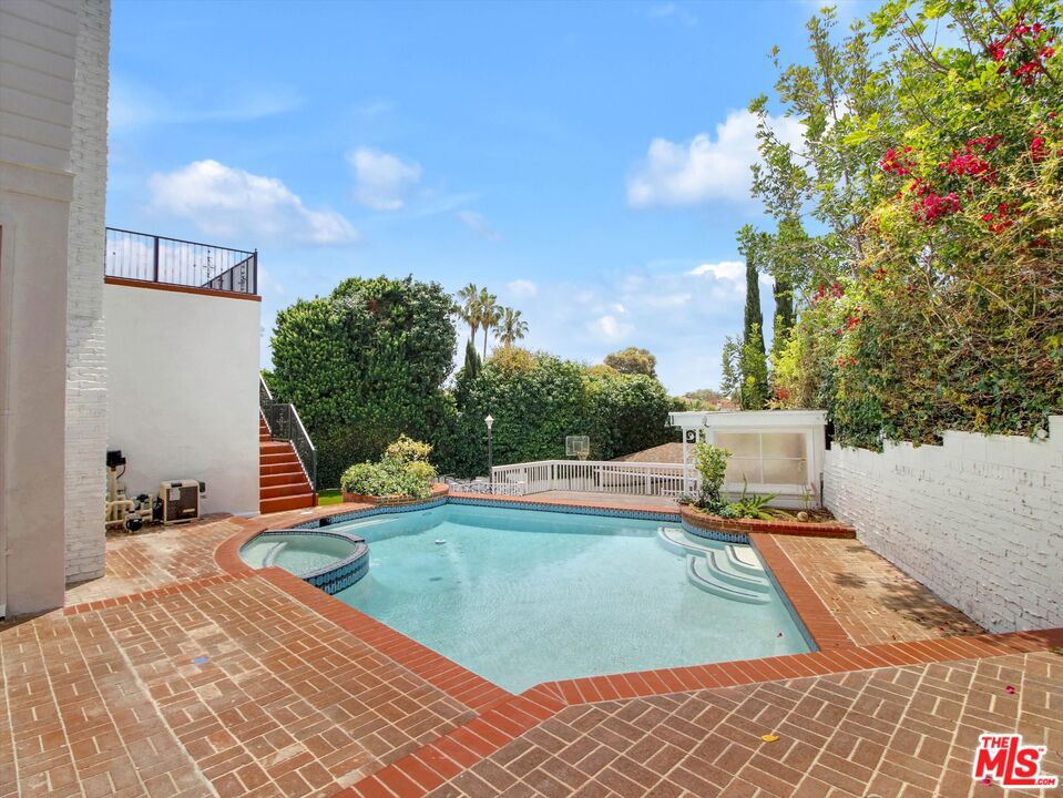 3700 Northland Drive