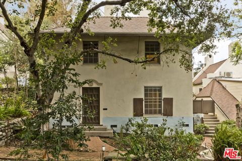 271 Beloit Avenue Los Angeles CA 90049
