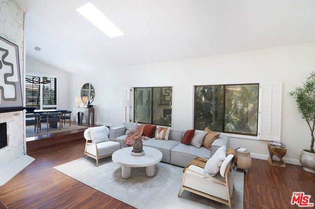 1434 Greenfield Avenue 303 #303, Los Angeles