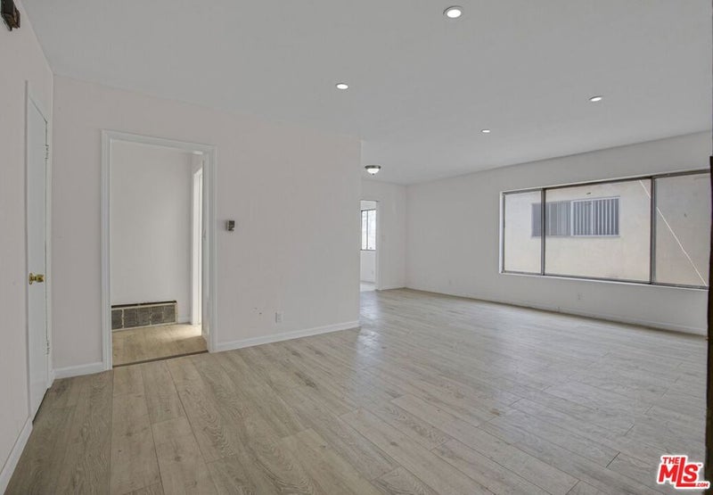 2016 S Bedford Street
