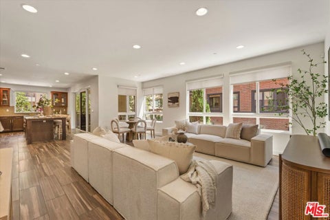Photo of 12883 Runway Road #1, Playa Vista, CA 90094 (MLS # 26864181)