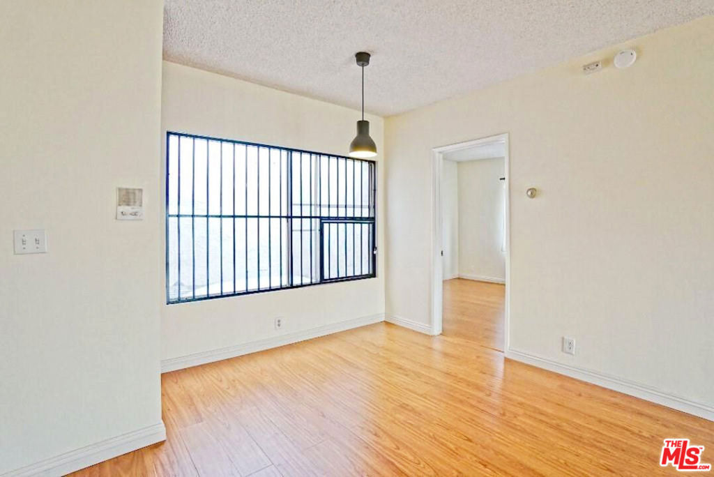 933 New Depot Street 6 & 7