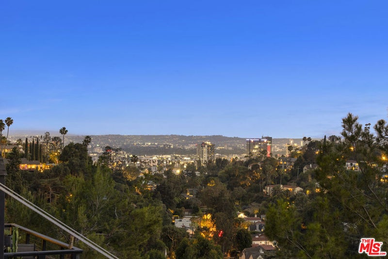 2549 Canyon Oak Drive