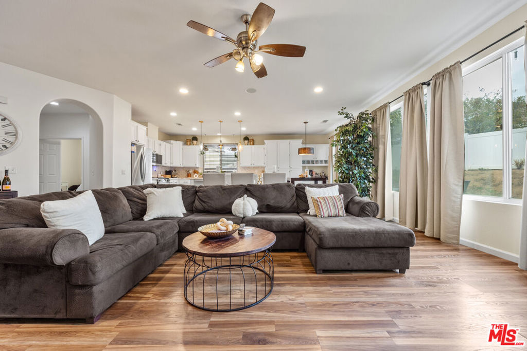 1548 Hunter Moon Way