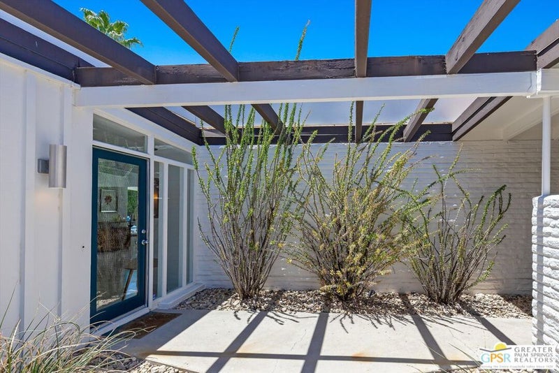 1279 S Driftwood Drive