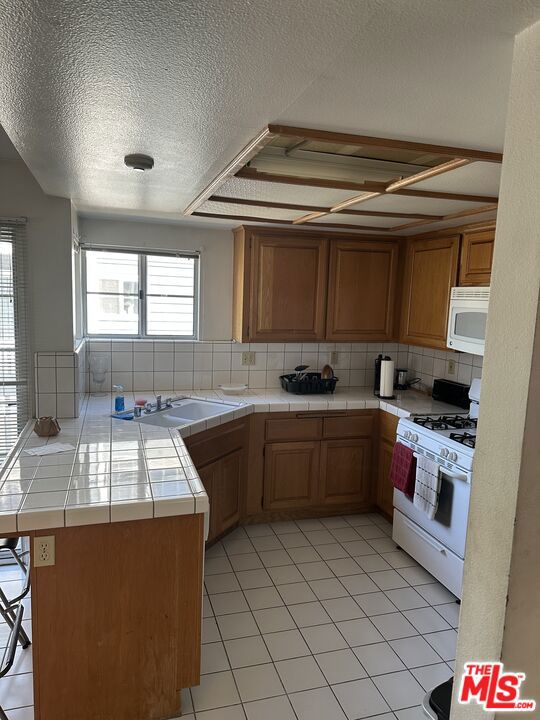 100 S Catalina Avenue A