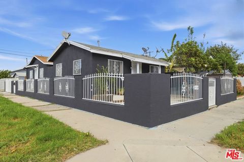 1049 W 67th Street Los Angeles CA 90044