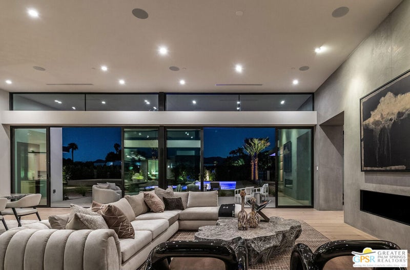 72680 Vista Court
