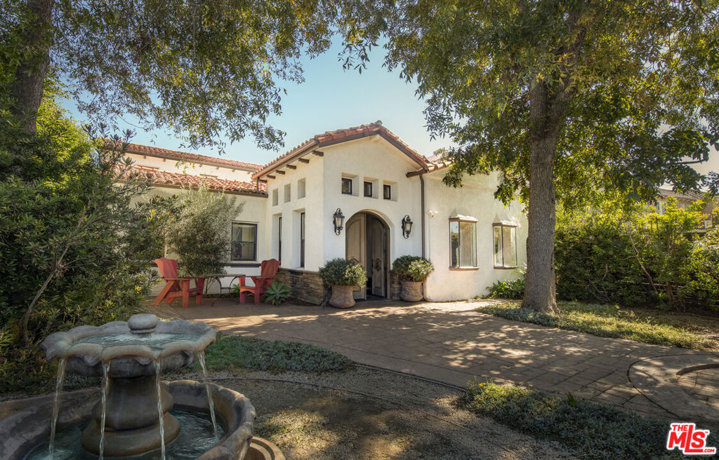 1000 S Citrus Avenue