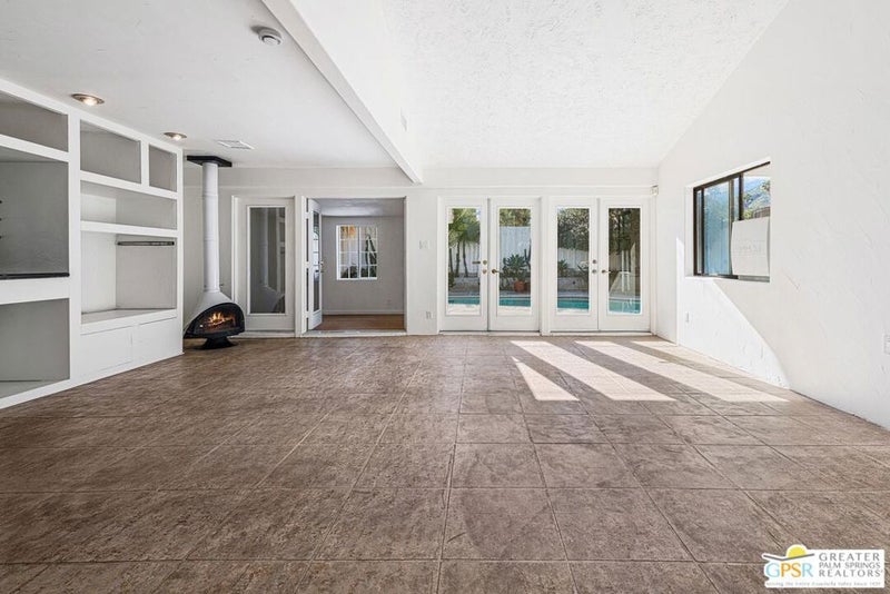 111 Canyon Rock Road