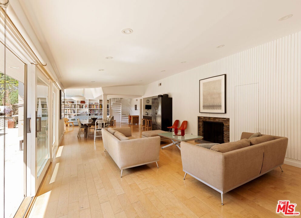 187 N Canyon View Drive