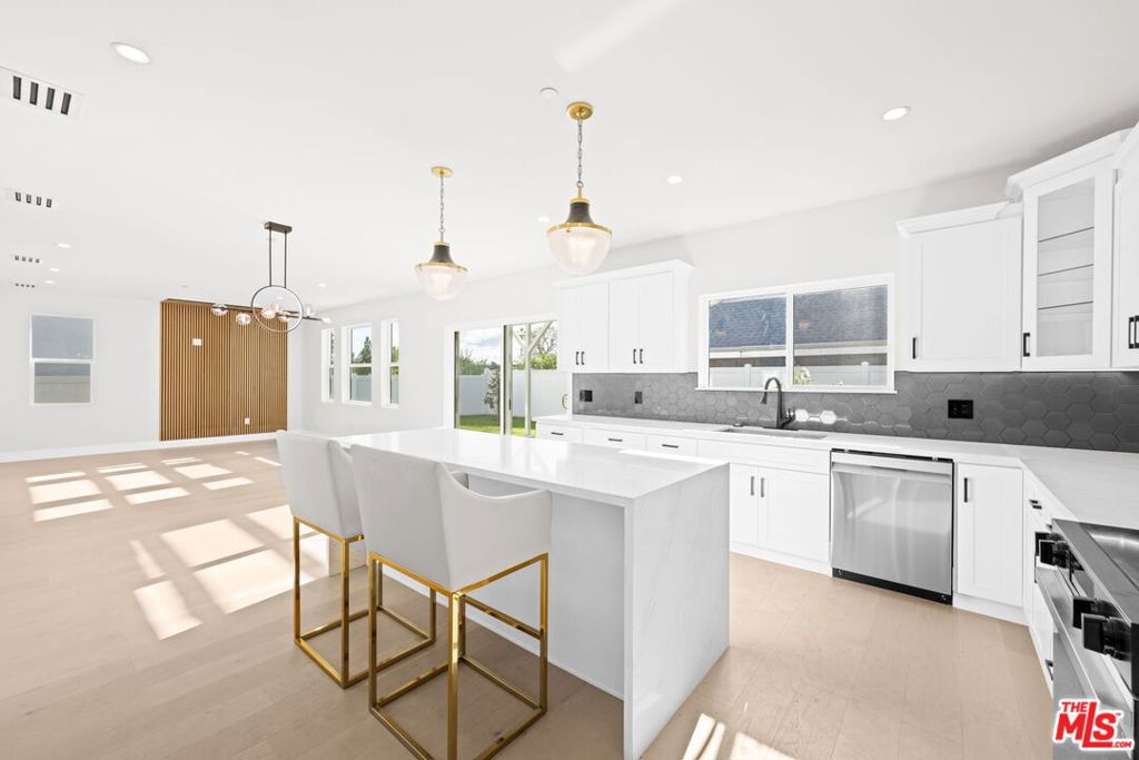 12925 El Dorado Avenue