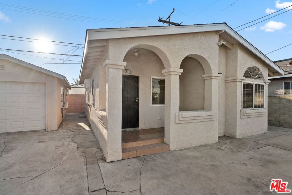573 Belden Avenue