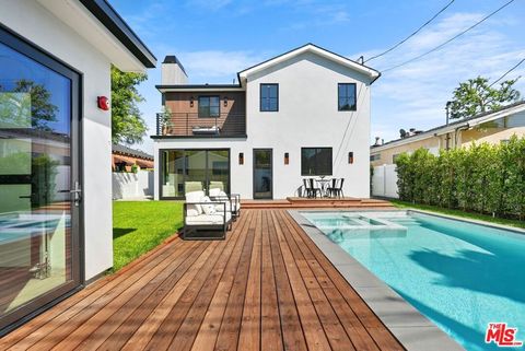 4153 Vantage Avenue Studio City CA 91604