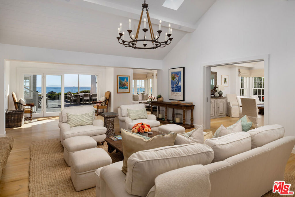 571 Sand Point Road
