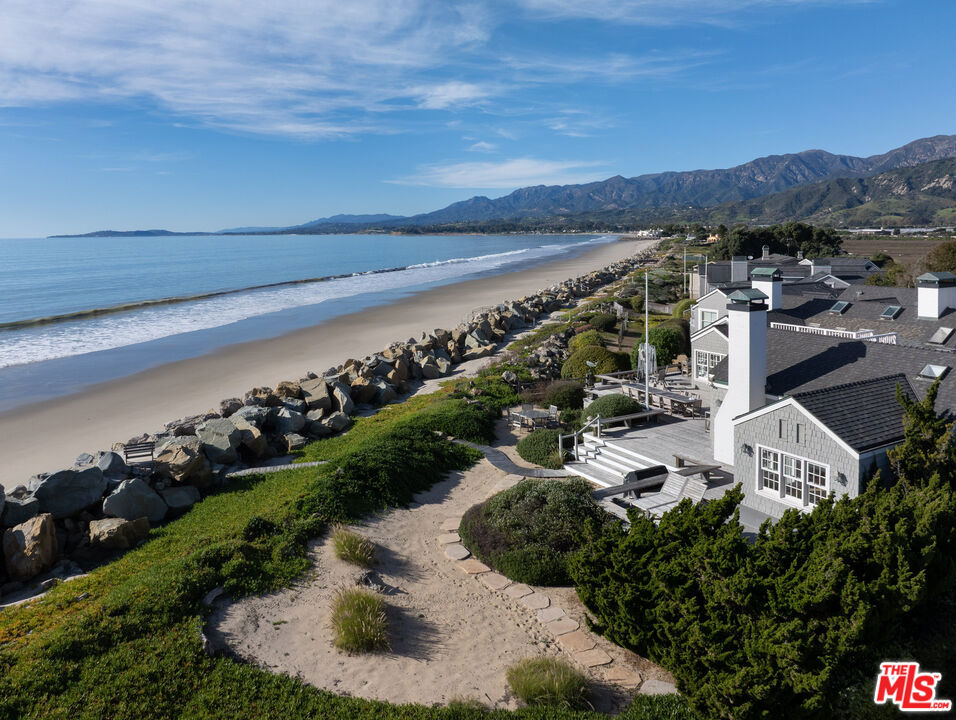 571 Sand Point Road